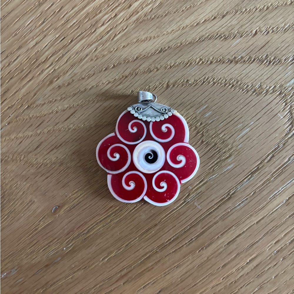Shiva Shell Swirl Pendant with sterling silver 925